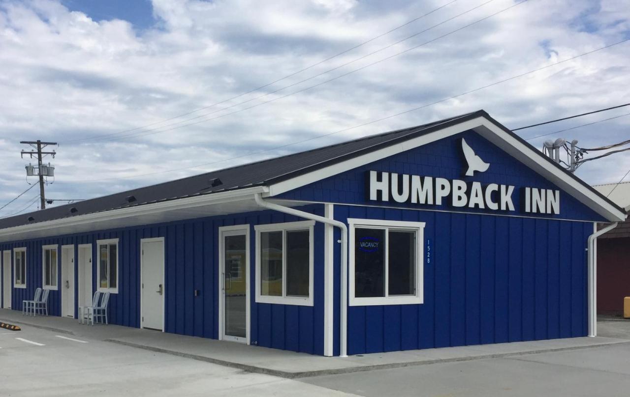 Humpback Inn Port Mcneill Exterior photo
